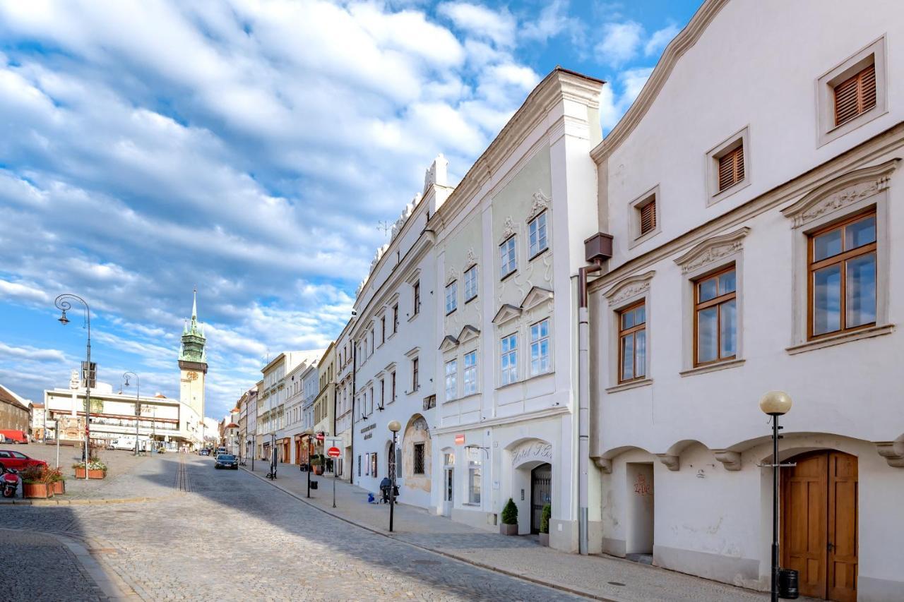 Tgm Hotel Residence Znojmo Buitenkant foto