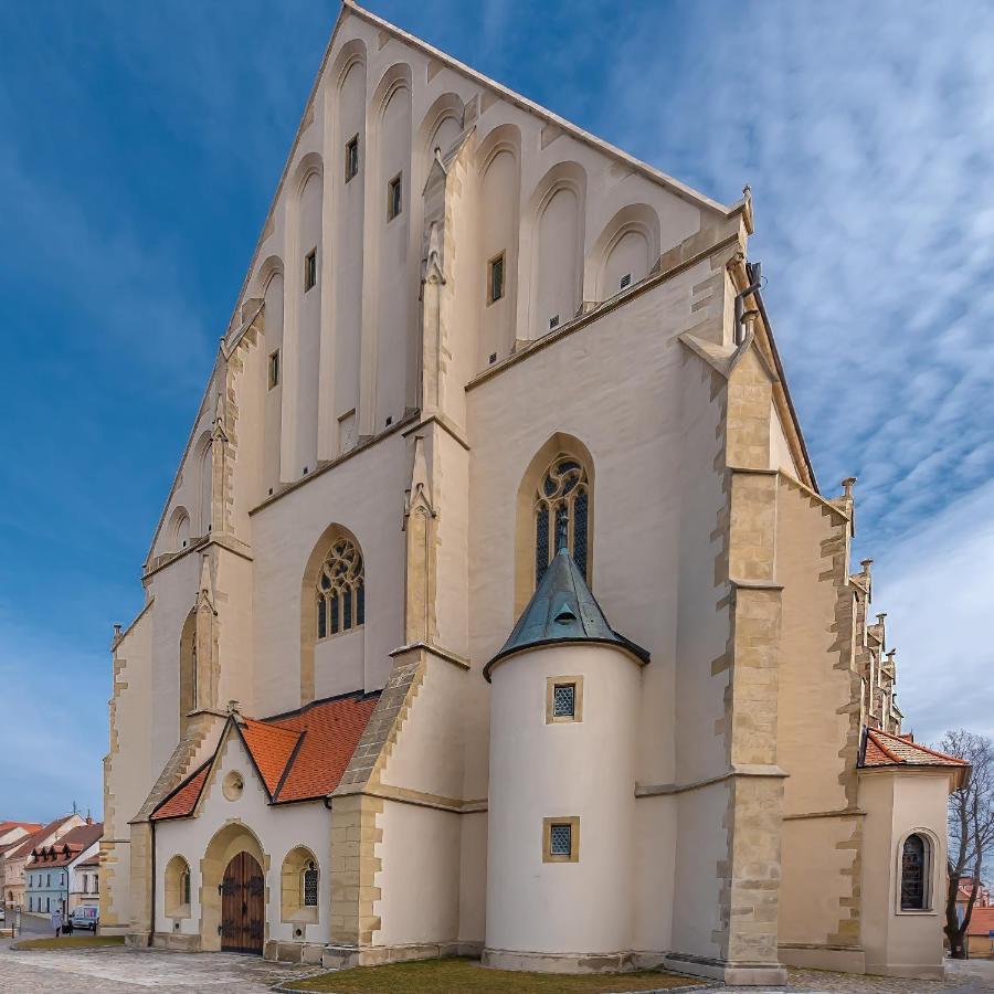 Tgm Hotel Residence Znojmo Buitenkant foto